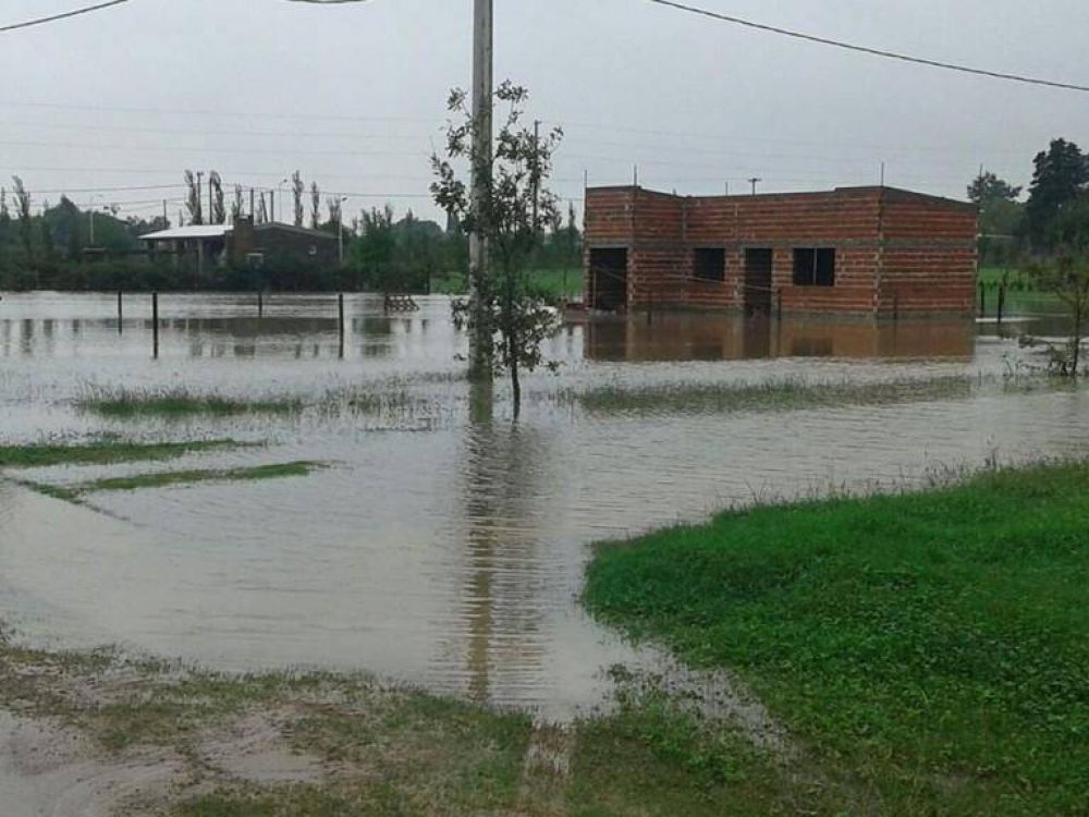 EDEN inform� que continuar� cortada la luz en los barrios inundados