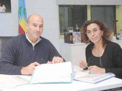 Auditor�a: entregaron informe