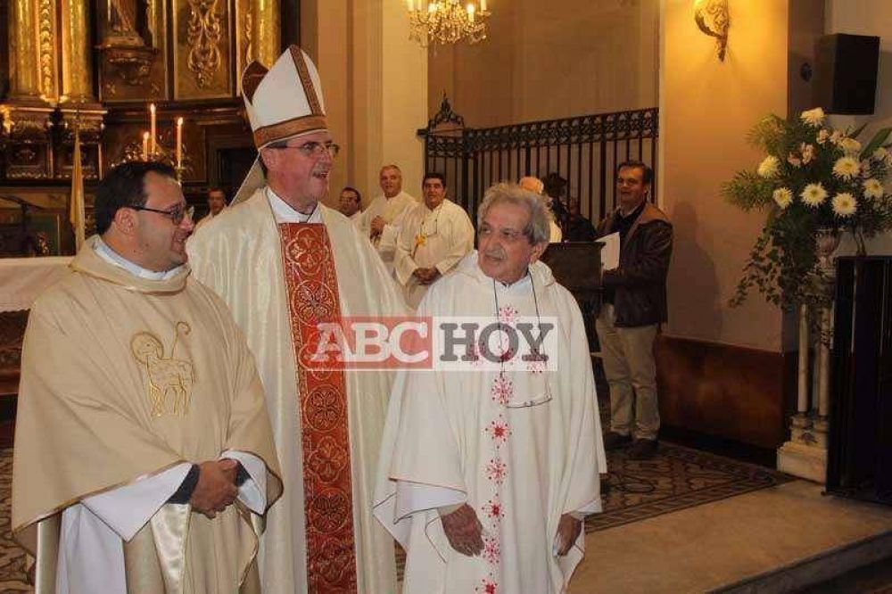 Marcos Picaroni es el nuevo p�rroco del Sant�simo Sacramento