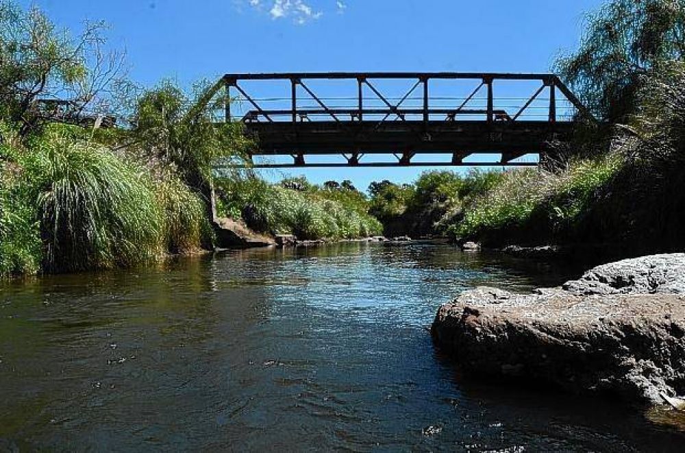 Ingenieros de la UTN alertan por el riesgo de graves inundaciones en Baha Blanca