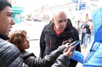 El martes es la primera oferta salarial a SOEM: Giubetich asegur� �no me voy a apartar de la paritaria central�