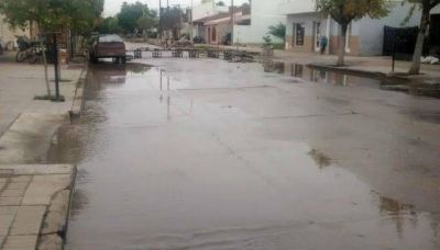 El agua baja y se alivian los pueblos m�s complicados