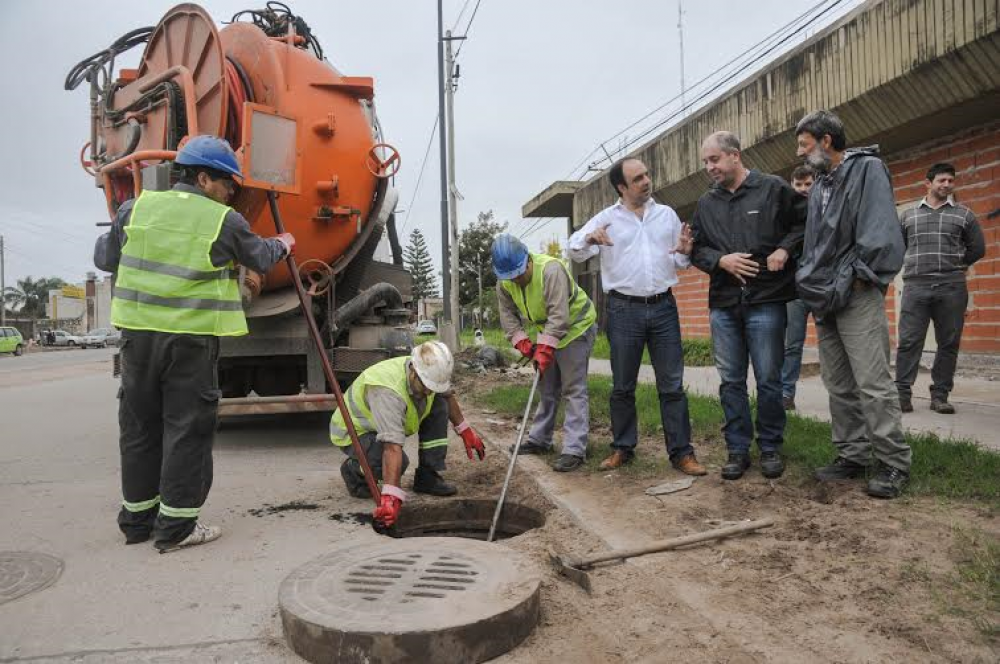 Emergencia h�drica: el Municipio intensifica los trabajos en los desag�es
