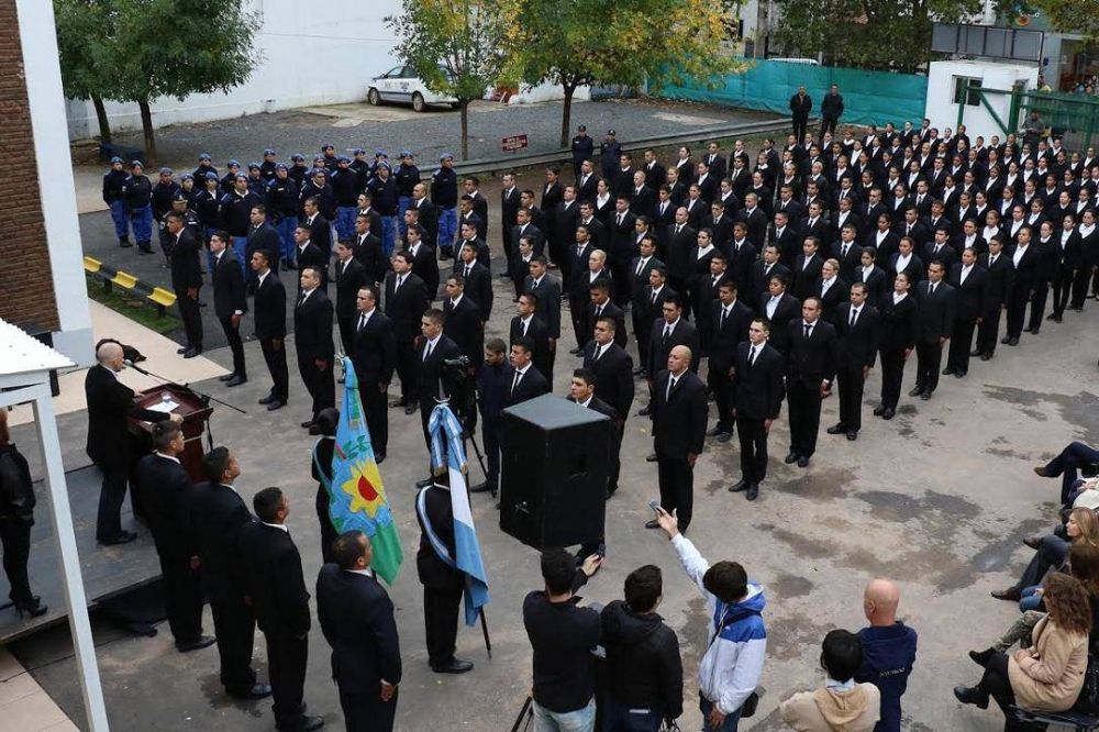 Ducot� dio inicio al ciclo lectivo de la cuarta camada de Polic�a Local