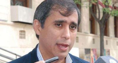 �Paredes Urquiza gast� 93 millones de pesos como secretario y no rindi� cuentas�