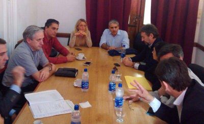 V�a la Legislatura, buscan auxilio econ�mico ante la crisis financiera municipal