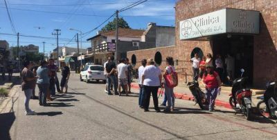 Cl�nica San Mart�n: Paro total por tiempo indeterminado