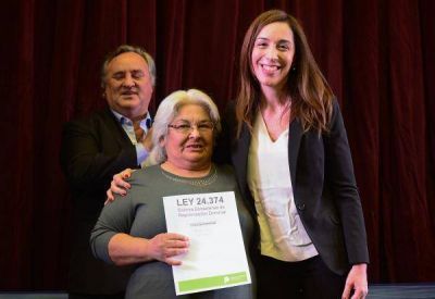 Vidal entreg� escrituras con �nuevo alcalde de Cambiemos?