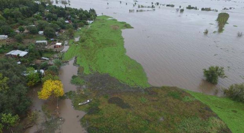 San Pedro: Hay casi 500 evacuados por la crecida del r�o y un pueblo aislado