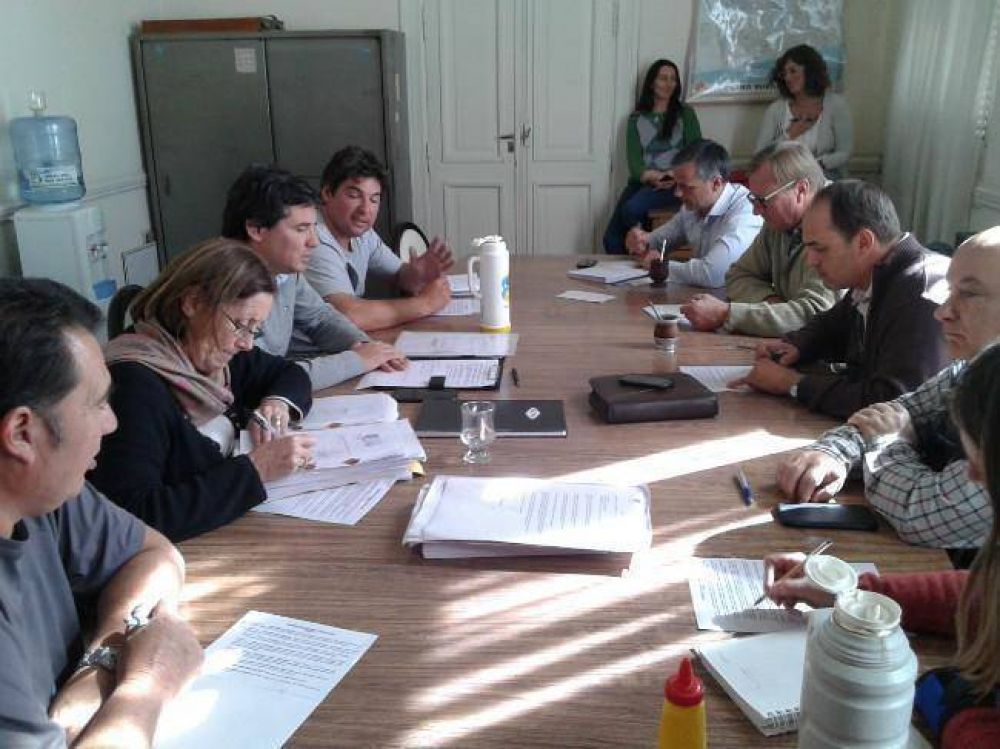 Para ampliar la zona urbana, aprobar�n el C�digo de Planeamiento
