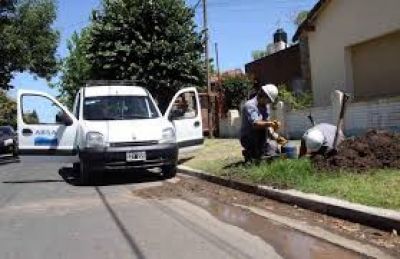 Cambio sustancial: ABSA pas� de 2 cuadrillas a 12 para el arreglo de p�rdidas en la ciudad