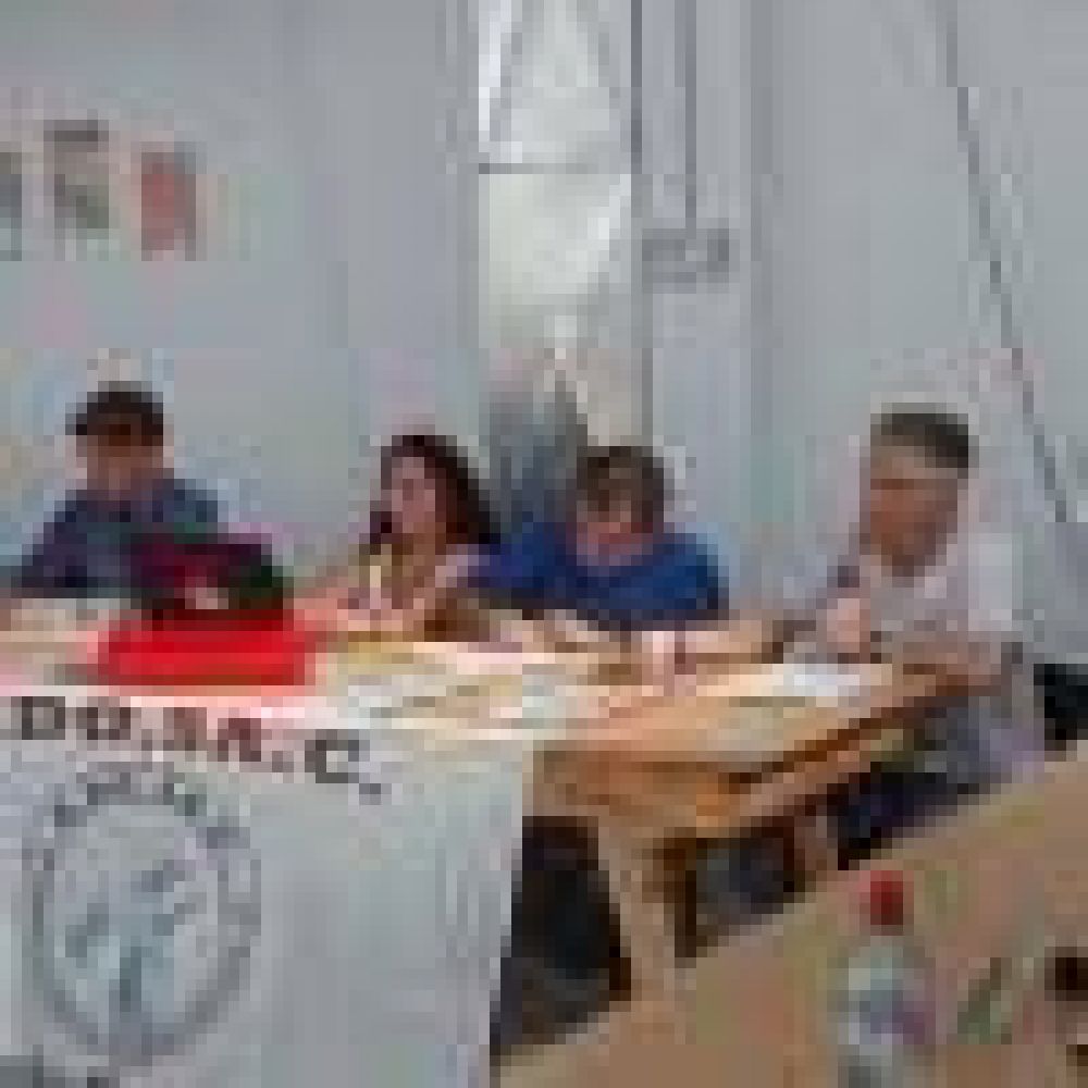 Ma�ana se realizar� el Congreso de ADOSAC que marcar� la continuidad del conflicto docente