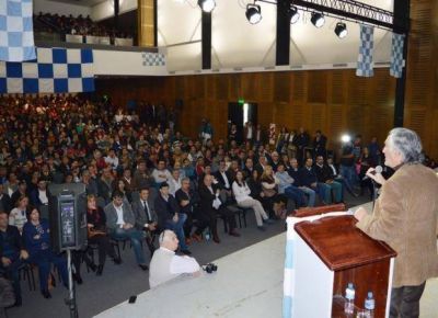 Alberto Rodr�guez Sa�: 