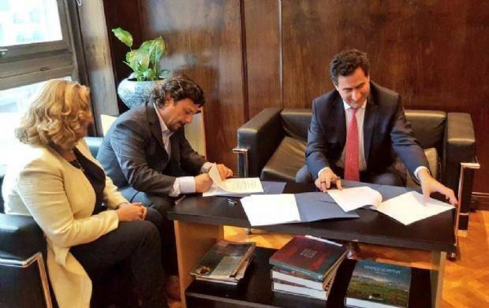 S�enz viaj� a Buenos Aires para gestionar soluciones para la ciudad
