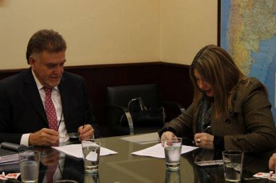 �Nuestra expectativa es construir mil viviendas por a�o�