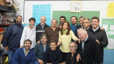 Cristina Kirchner, con los llamados Curas en Opci�n por los Pobres