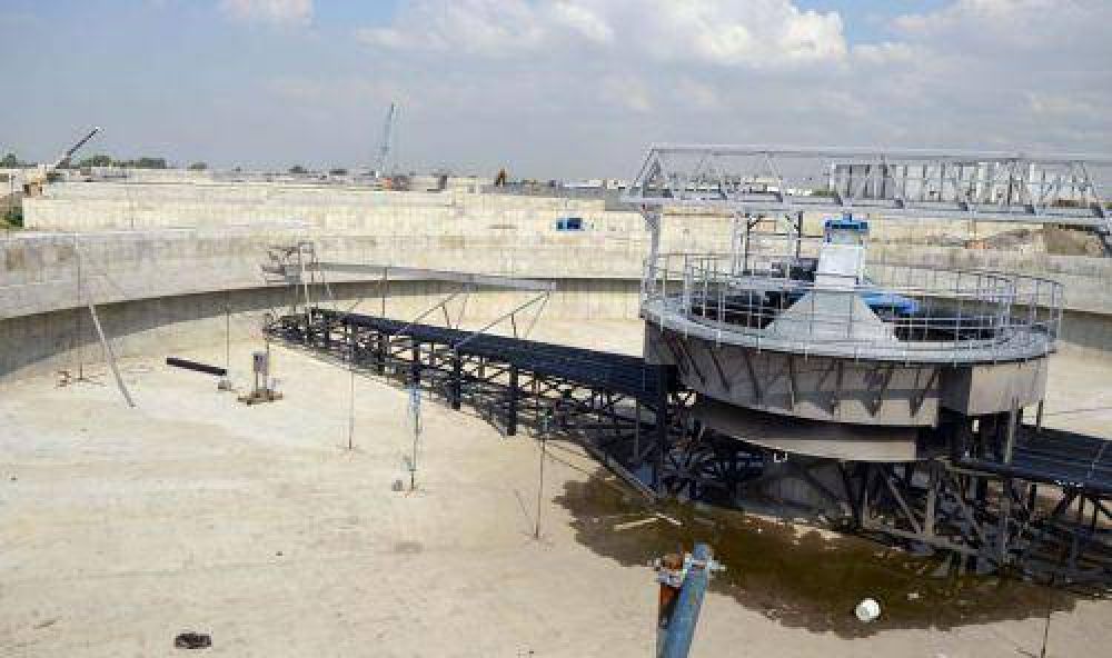 Avanza la Planta Depuradora de l�quidos cloacales de Fiorito