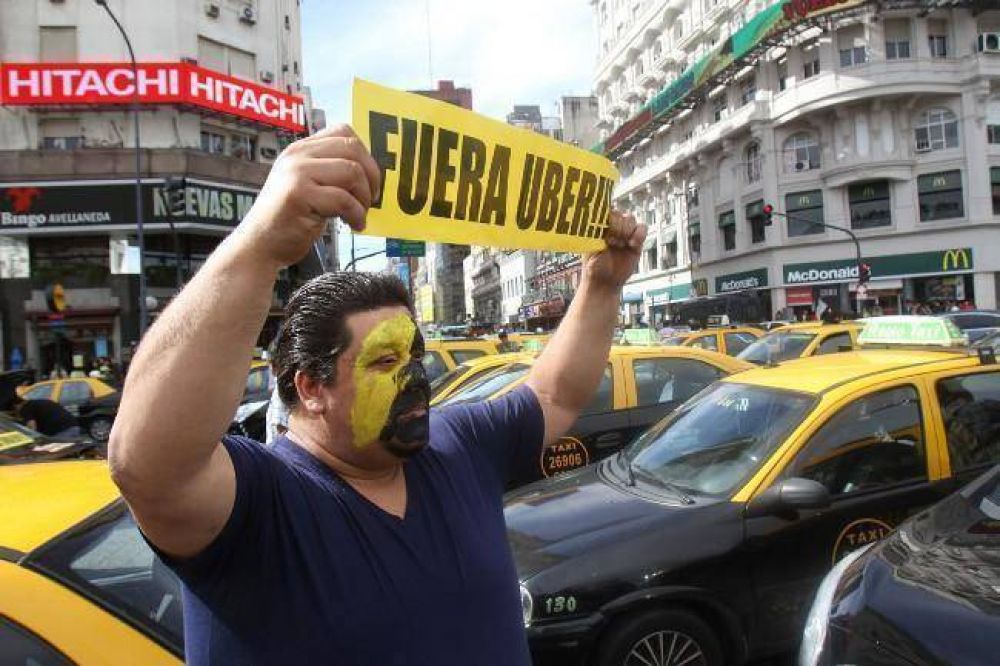 No pueden bloquear Uber sin orden de un juez