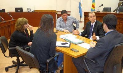 Aumento de luz: la Comisi�n de Defensa del Consumidor se reuni� con el delegado local del Defensor del Pueblo