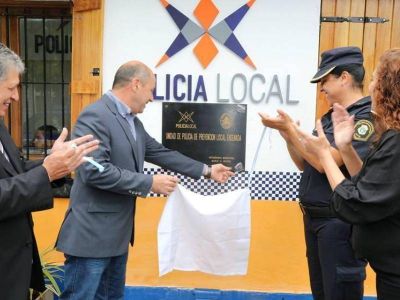 Ante el retraso de Provincia, Secco inaugur� el edificio de la Polic�a Local con recursos propios