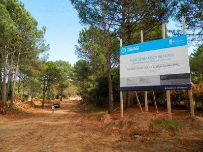 Finalizaron el tendido de la red de agua potable para los lotes del Procrear