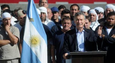 Macri rechaz� el proyecto para evitar despidos y advirti� a la oposici�n que no le imponga leyes