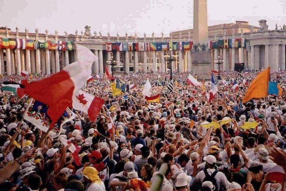 Tres días de alegría en Roma para 60 mil adolescentes que festejan su jubileo