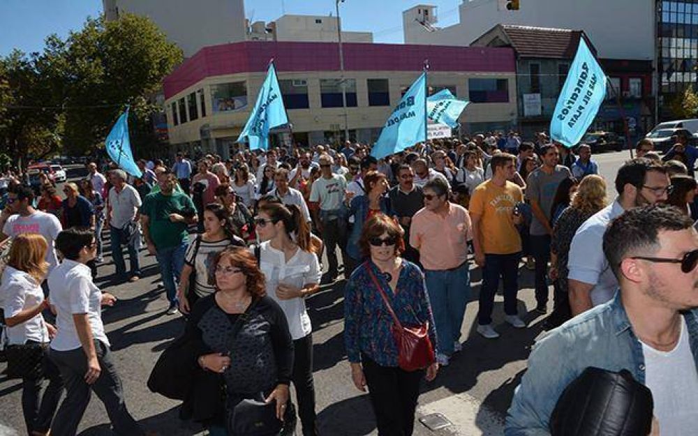 Se levant� el paro de los trabajadores Bancarios