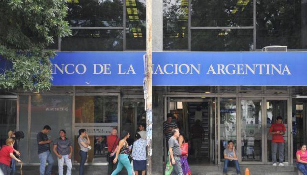 Se levant� el paro de los bancarios