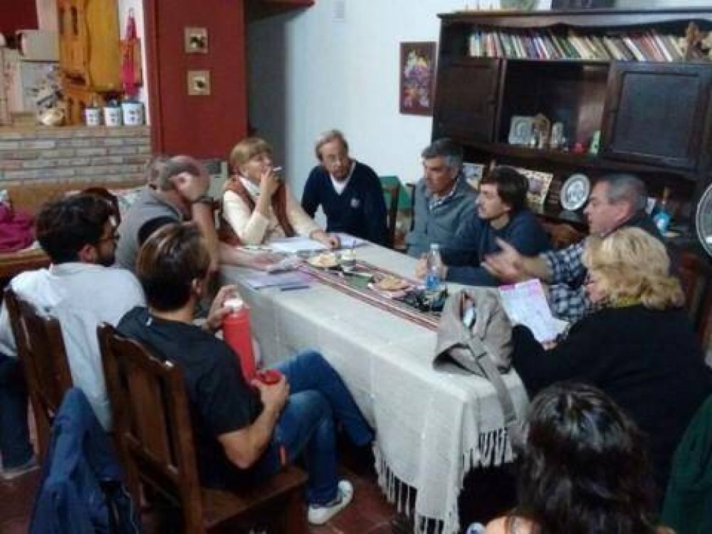 Vecinos de Claromec� piden que la cuota capital de la electricidad sea fija e igual