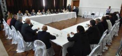 Comienzan las reuniones con intendentes