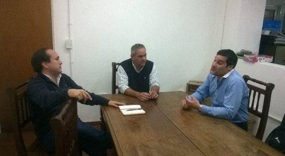 Visita de Ariel Cabral, gerente Regional de Garantizar, instituci�n financiera que garantiza cr�ditos a PYMES