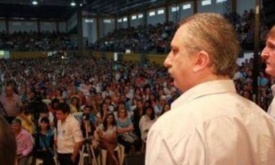 En Capiov�, Passalacqua afirm� que �por cada 3 pesos, uno se invierte en educaci�n� 