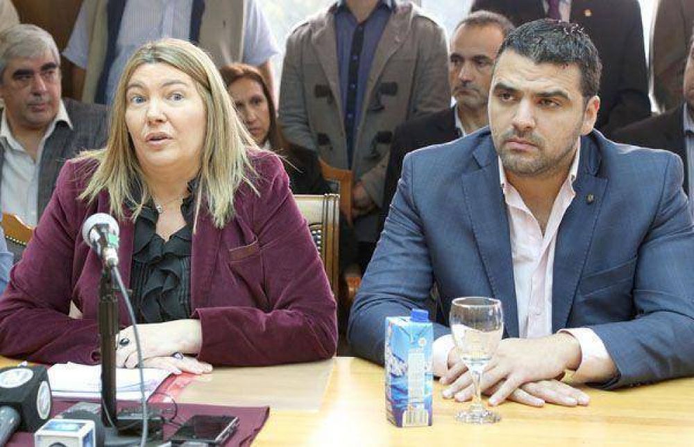 Bertone recibir� a Vuoto cuando se libere la Casa de Gobierno