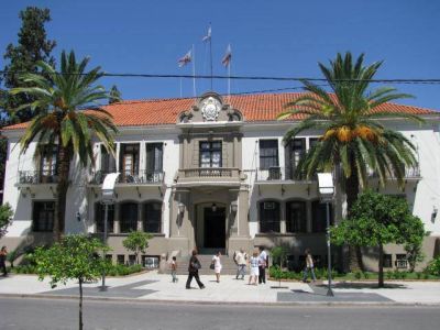 Cumbre pol�tica entre oficialismo y oposici�n en Casa de las Tejas