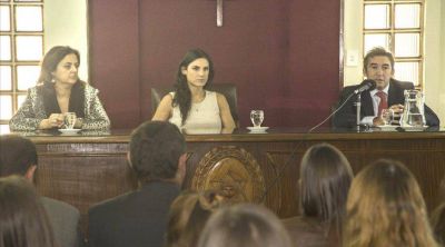 Naci�n realza los avances en el sistema de mediaciones