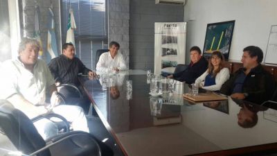 El titular del Consorcio Portuario prometi� respaldar a la industria naval