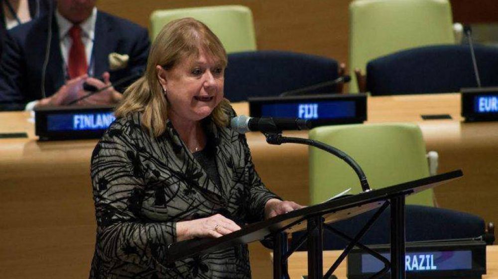 Susana Malcorra firm� el Acuerdo de Par�s y no descart� postularse para presidir la ONU