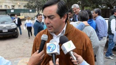 Julio Romano aspira a conducir el Foro de Intendentes