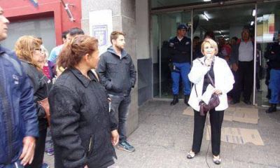 Los m�dicos no le creen al gobierno y salen a la calle