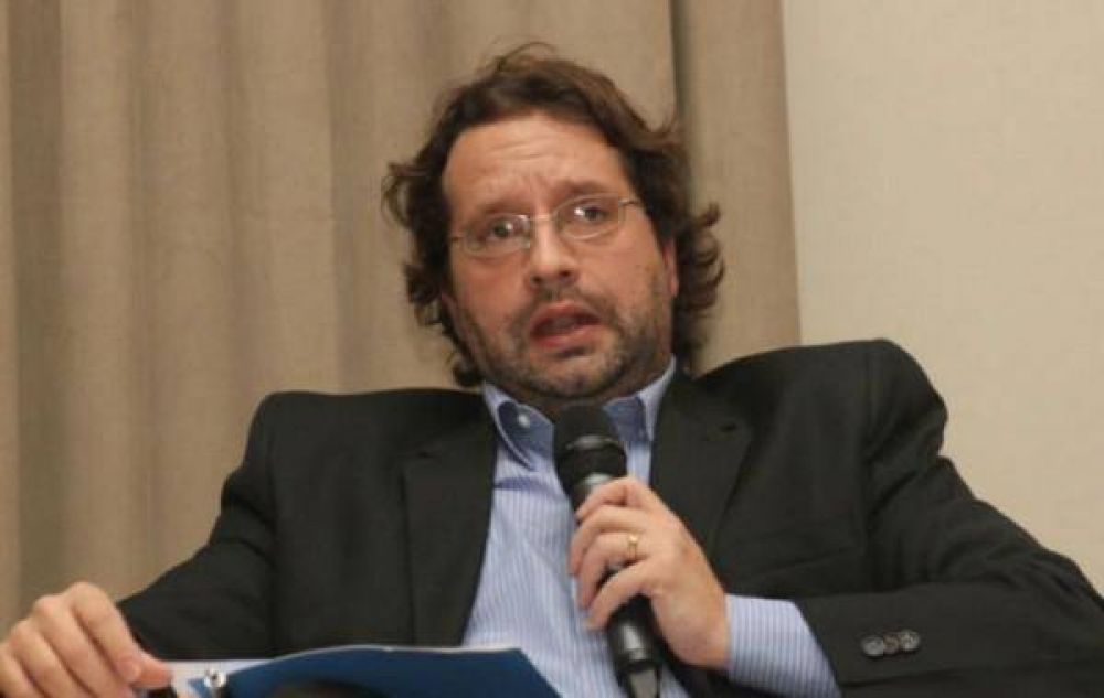 MARCO LAVAGNA: �TENEMOS UNA PROPUESTA SUPERADORA. SI NO HAY LEY DE PROTECCI�N DEL EMPLEO VA A HABER LEY ANTIDESPIDOS�