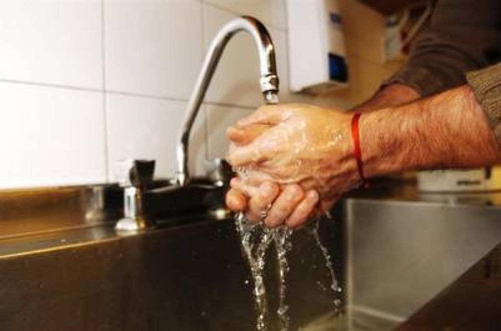 La tarifa social de AySA podr� tramitarse en puestos m�viles