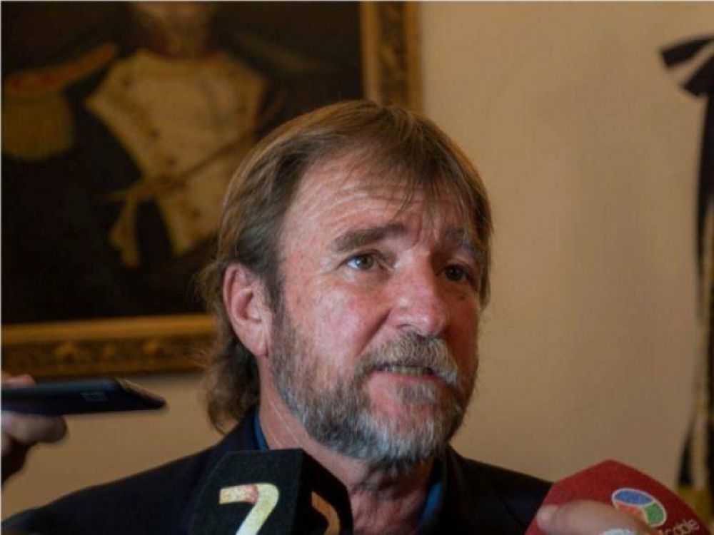 RIZZOTTI ENCAMINA EL INICIO DE OBRAS H�DRICAS	