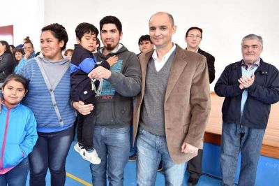 Las 515 viviendas se empiezan a construir y generar�n m�s de 2000 puestos de trabajo