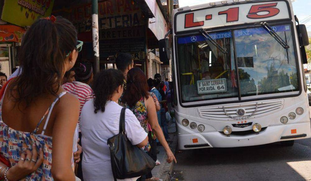 Los transportistas, disconformes con el nuevo monto del boleto: Pidieron una nueva suba