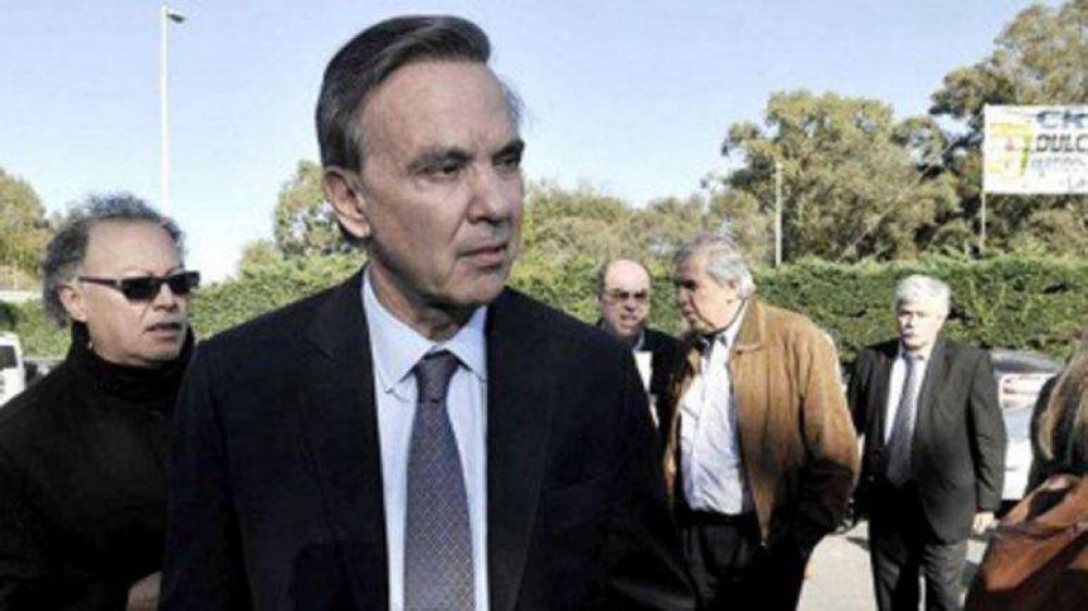 Pichetto, en el centro de la pol�mica por la ley antidespidos