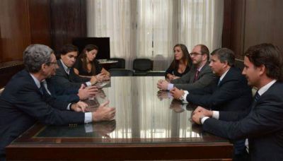 Comerciantes cordobeses pidieron a la Naci�n medidas contra la informalidad