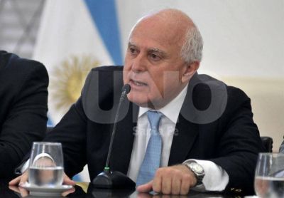 Eval�an tomar cr�ditos por 500 millones de d�lares para infraestructura