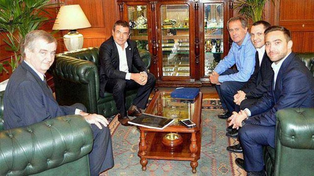 La Provincia busca combatir el narcomenudeo con la Polic�a Federal	