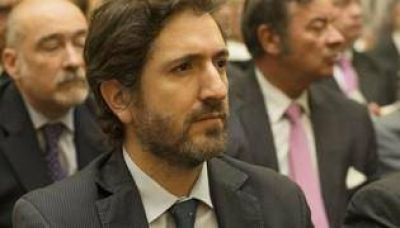 Allanan tres Direcciones del Gobierno de la Ciudad